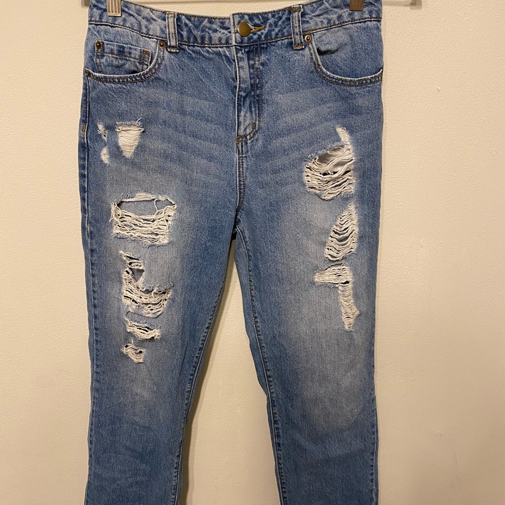 High waisted forever 21 distressed jeans